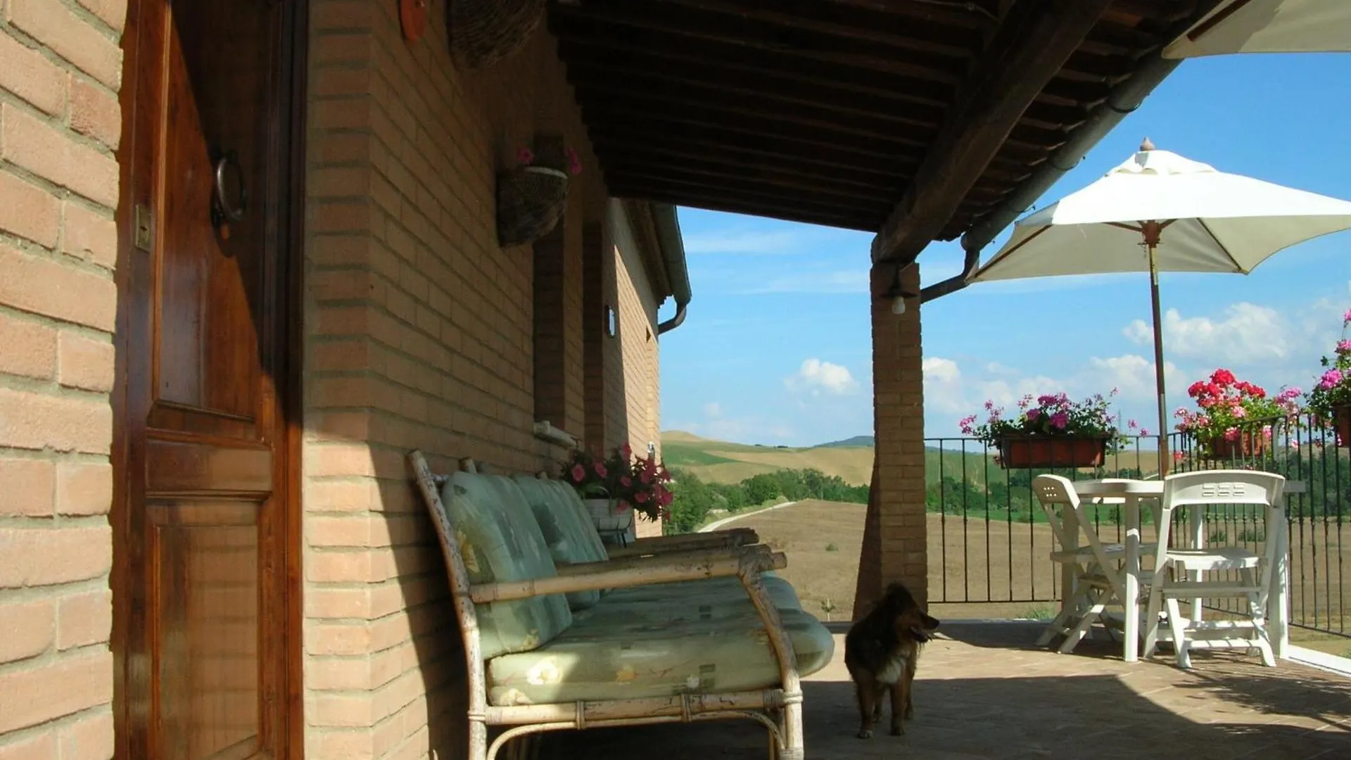 منزل ريفي أسكيانو Agriturismo Il Poderino